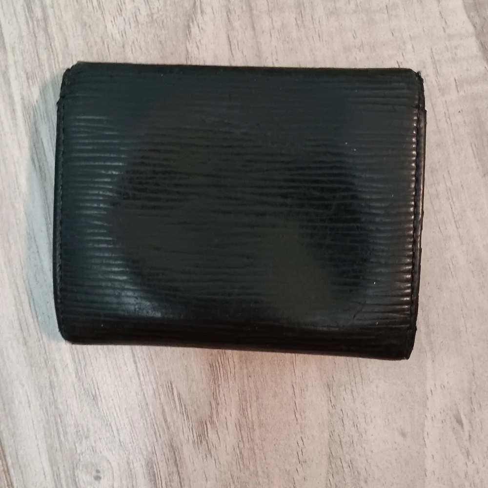 Louis Vuitton Wallet Purse Coin Case Epi Black Leather unisex